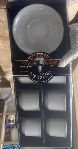 Porcelain Coffee Set Cup et Saucer / Tasse A Café Avec Soucoupe Boite de 6