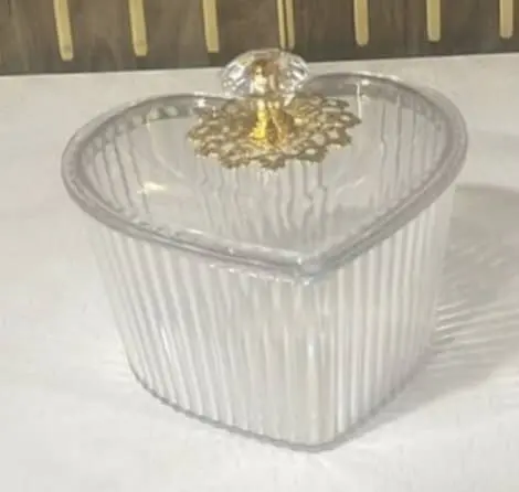 Pot en Cristal Avec Petite Poignée Dorée